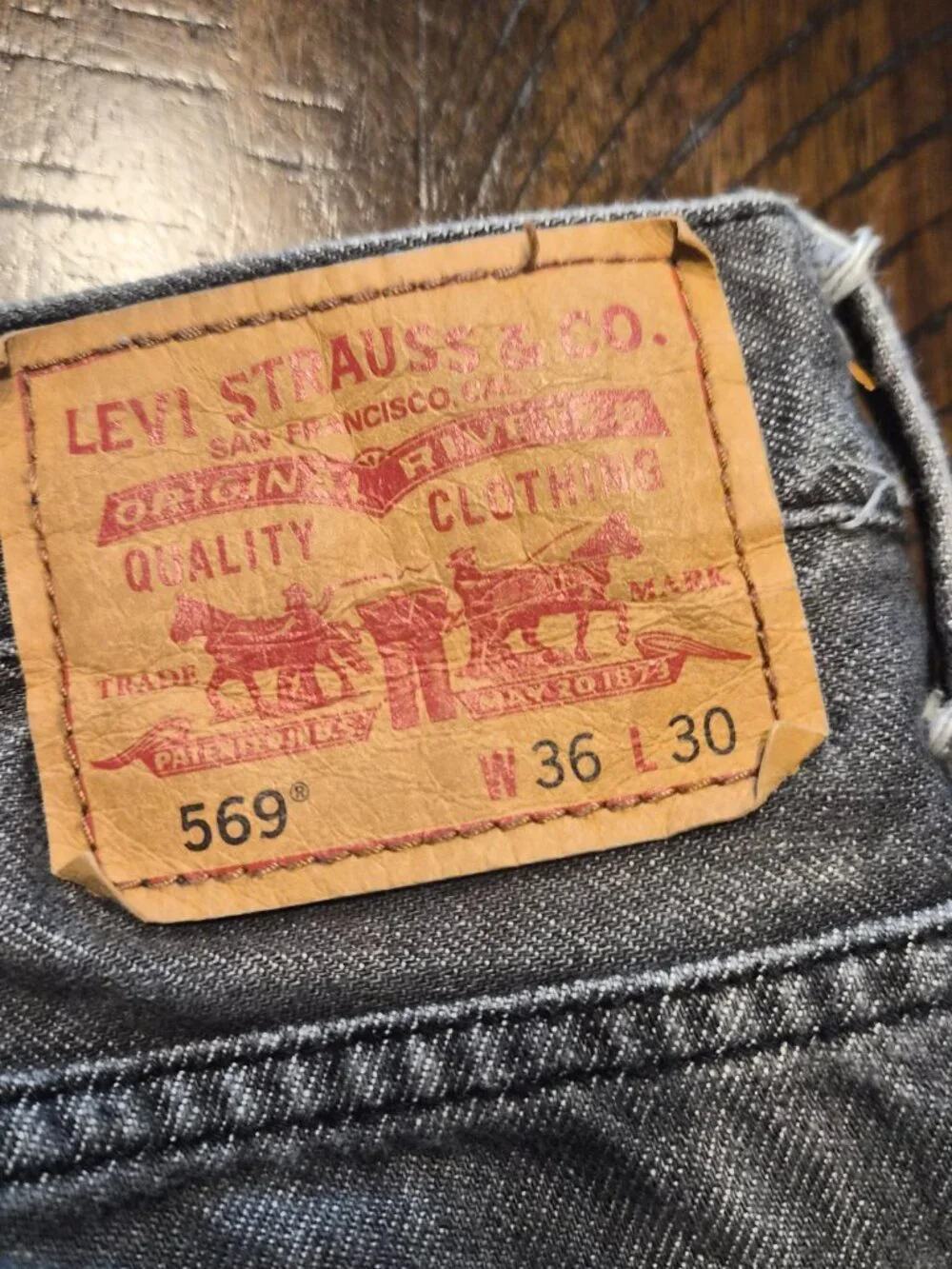 Vintage Y2K Levis 569 Loose Straight Jeans 36X28 Baggy Faded Denim HEMMED G767